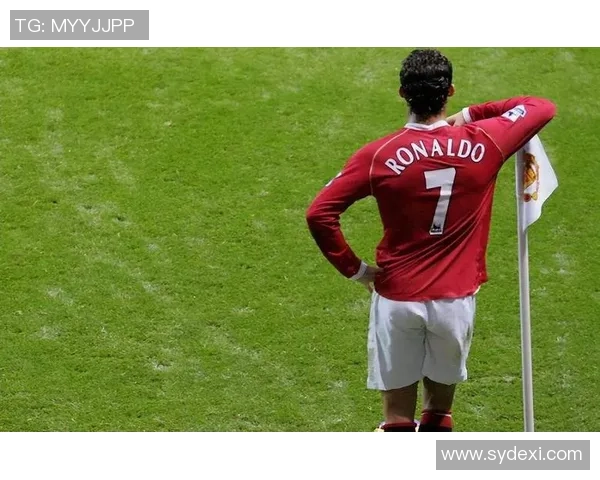 足球巨星光影交织图揭示足坛传奇背后的辉煌与奋斗历程 足球巨星光影交织图揭示足坛传奇背后的辉煌与奋斗历程